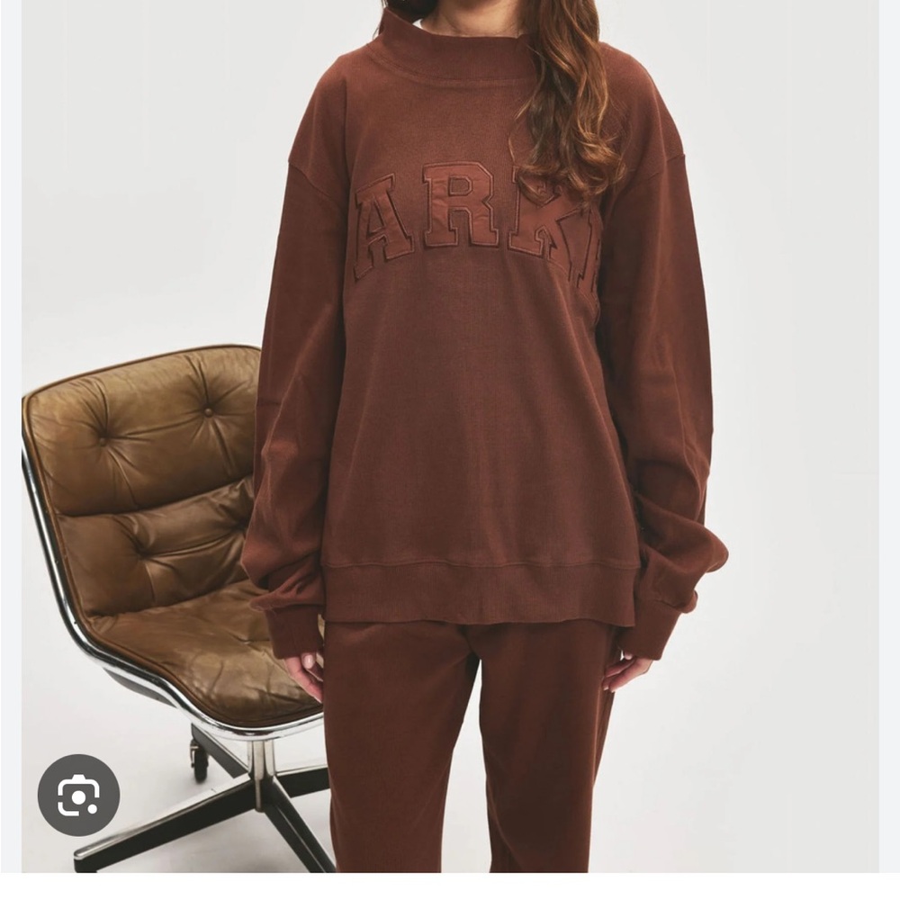Parke Ribbed Varsity Pullover (Mocha)